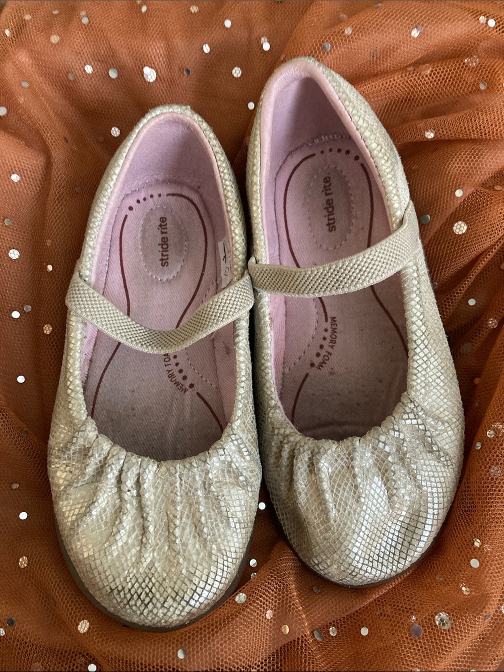 Stride Rite Girls Gold Slip-On Flats Sz 7.5